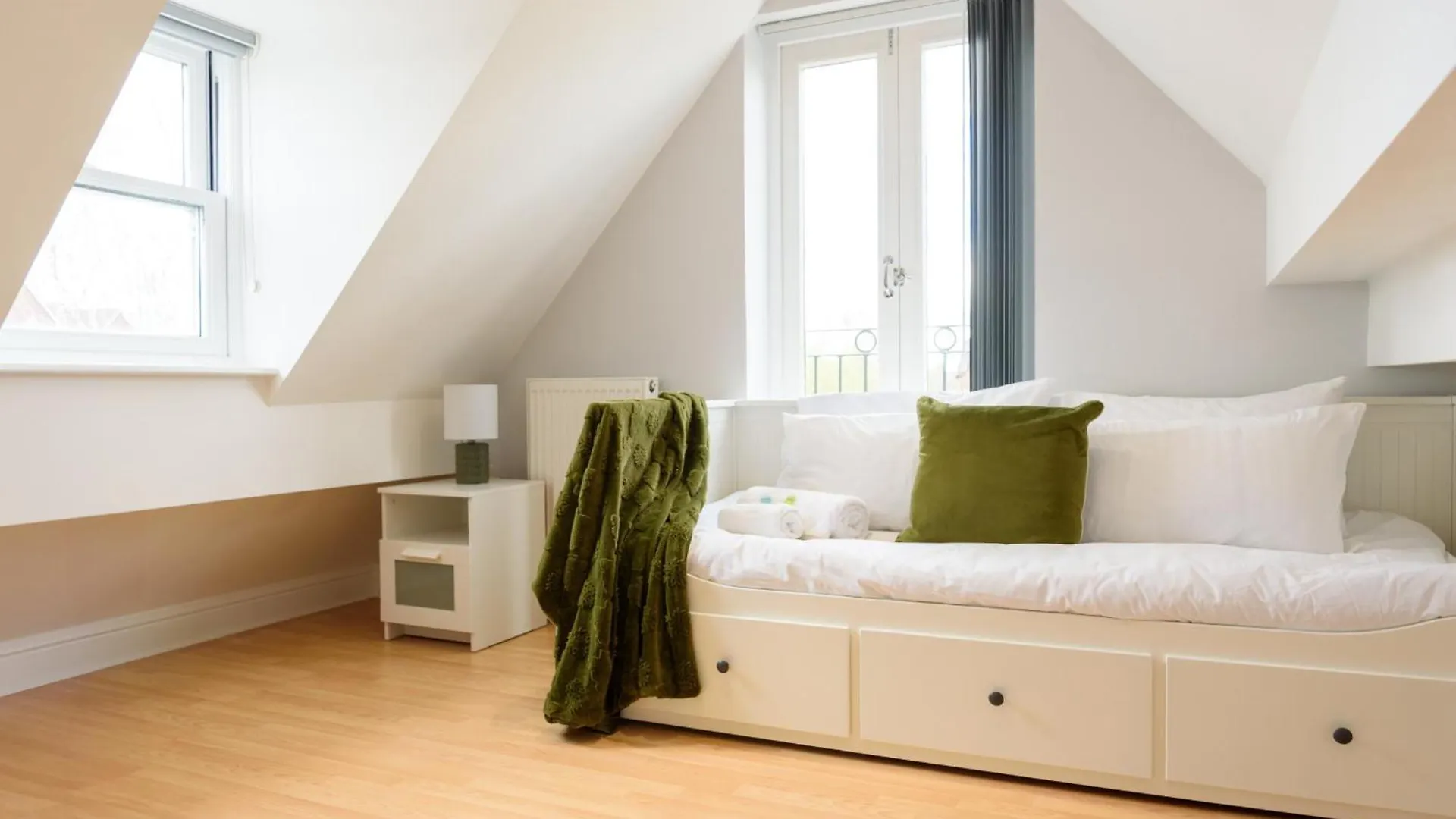 Spacious And Central House On The River Cam Cambridge Hébergement de vacances